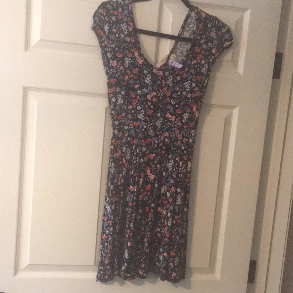 Size Small, floral dress, gently used, no apparent stains or flaws